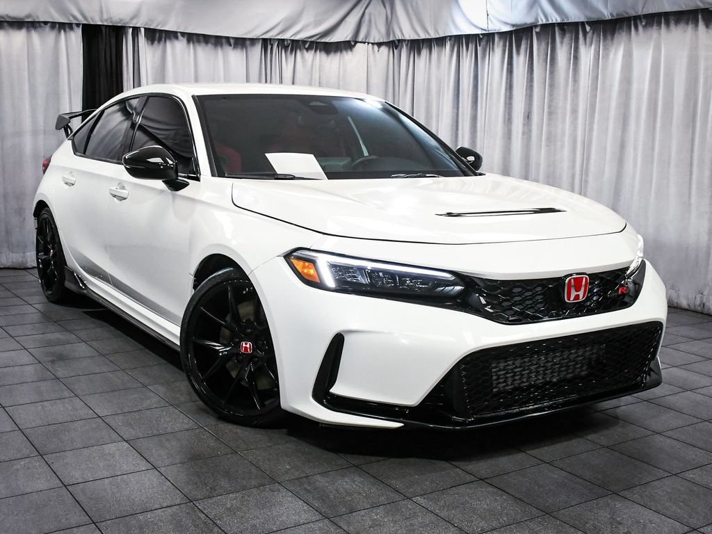 Used 2025 Honda Civic Type R image 3