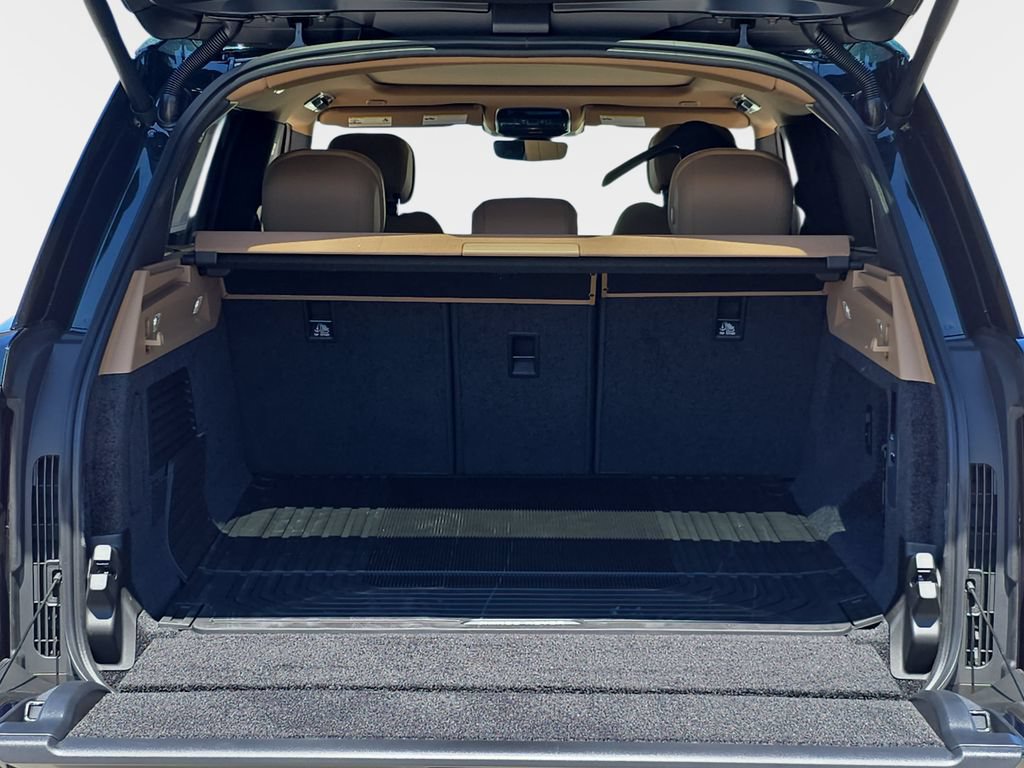 New 2026 Land Rover Range Rover SE AWD/4WD image 12