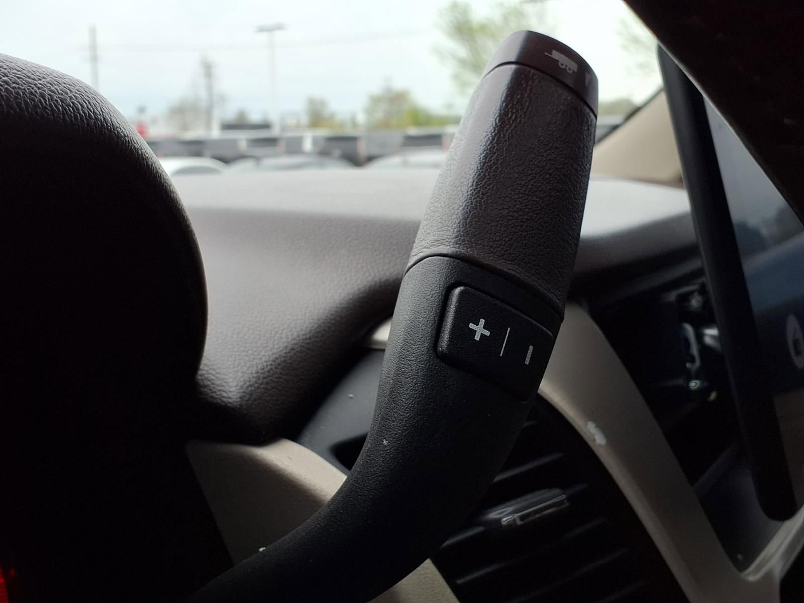 Used 2016 GMC Yukon XL Denali w/ Open Road Package AWD/4WD image 22