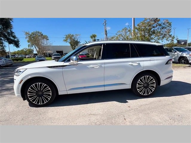 Used 2022 Lincoln Aviator Black Label w/ Dynamic Handling Package image 24