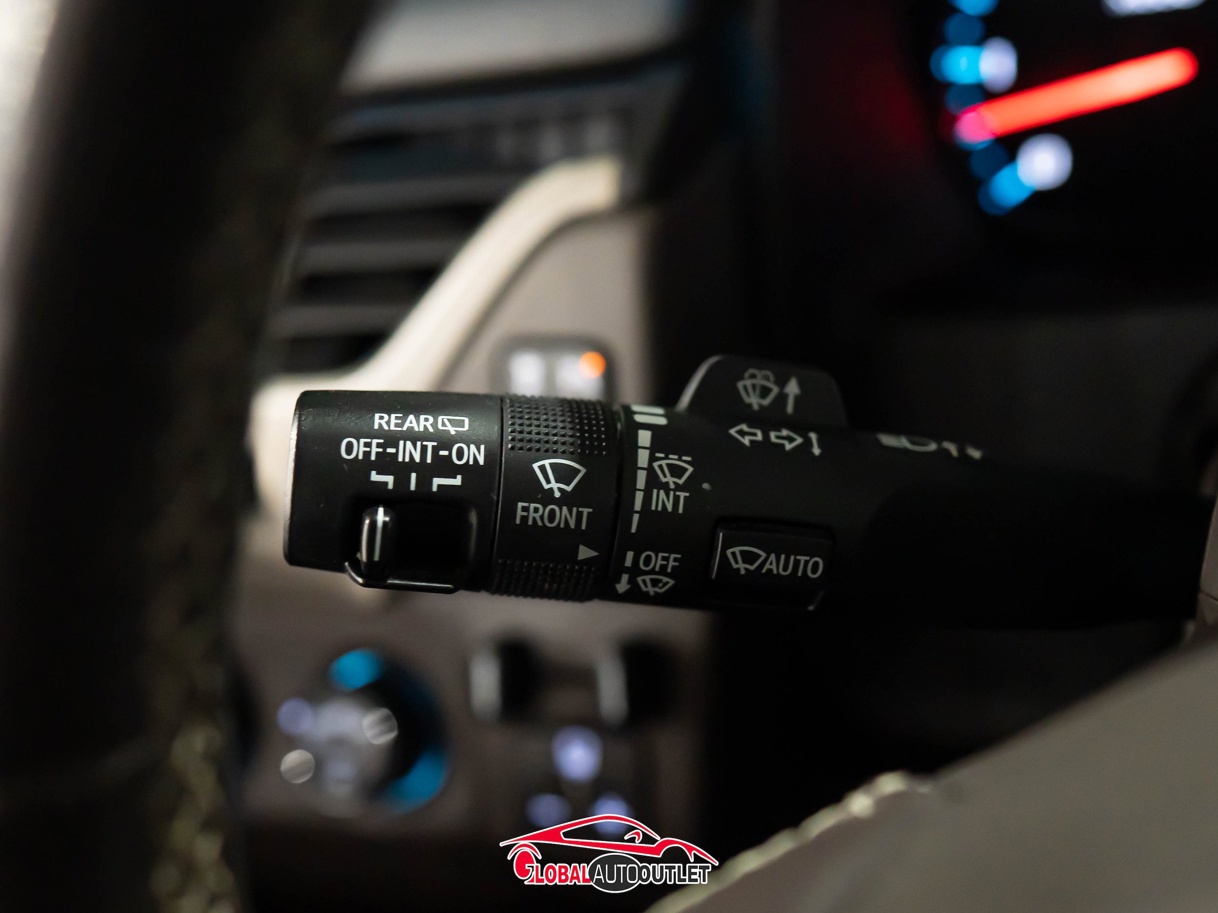 Used 2019 GMC Yukon Denali w/ Denali Ultimate Package AWD/4WD image 29