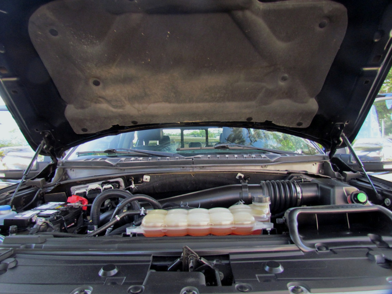 Used 2018 Ford F150 Lariat image 41