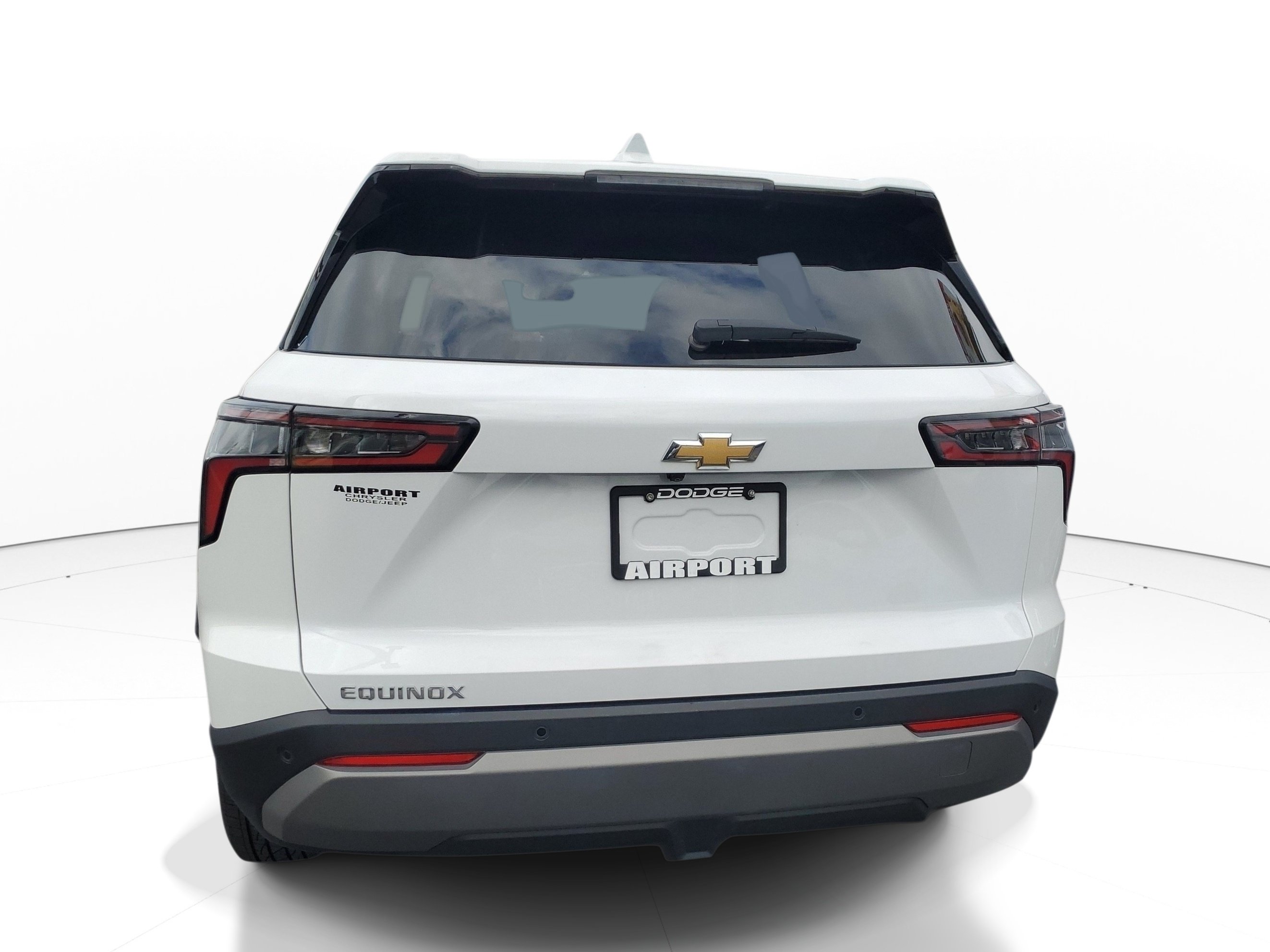 Used 2026 Chevrolet Equinox LT FWD image 5