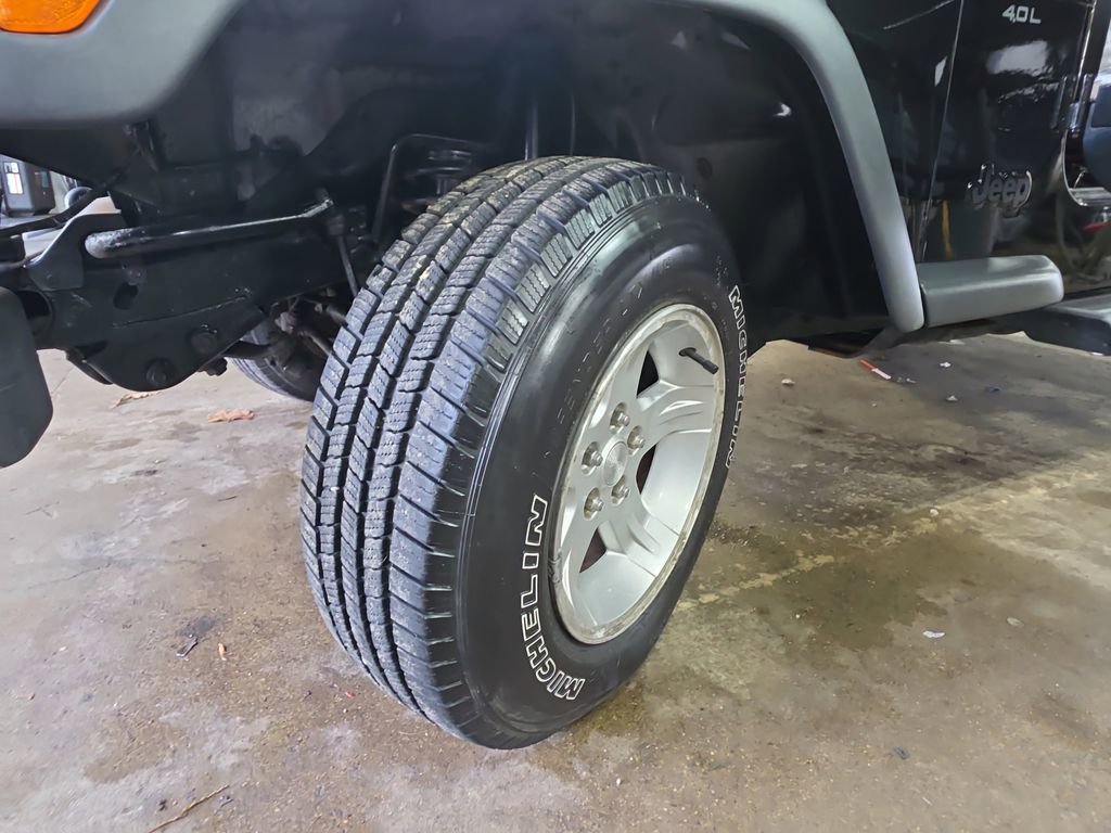 Used 2004 Jeep Wrangler Sport w/ Dual Top Group image 27