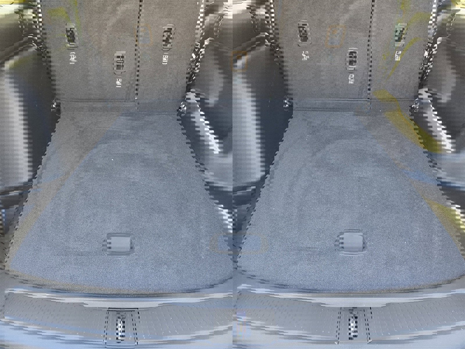 New 2025 Jeep Grand Cherokee Laredo X w/ Luxury Tech Group I image 32