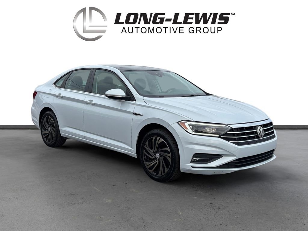 Used 2019 Volkswagen Jetta SEL Premium image 10