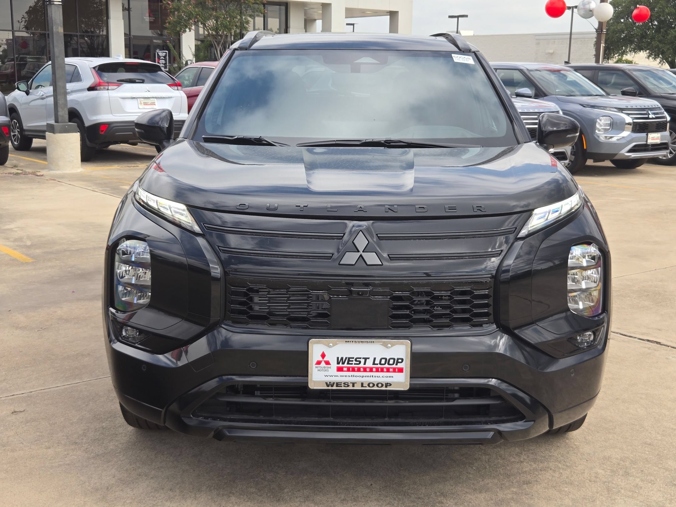New 2026 Mitsubishi Outlander SEL Black Edition FWD image 8