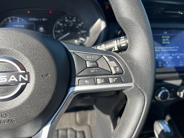 Used 2024 Nissan Kicks SV image 19