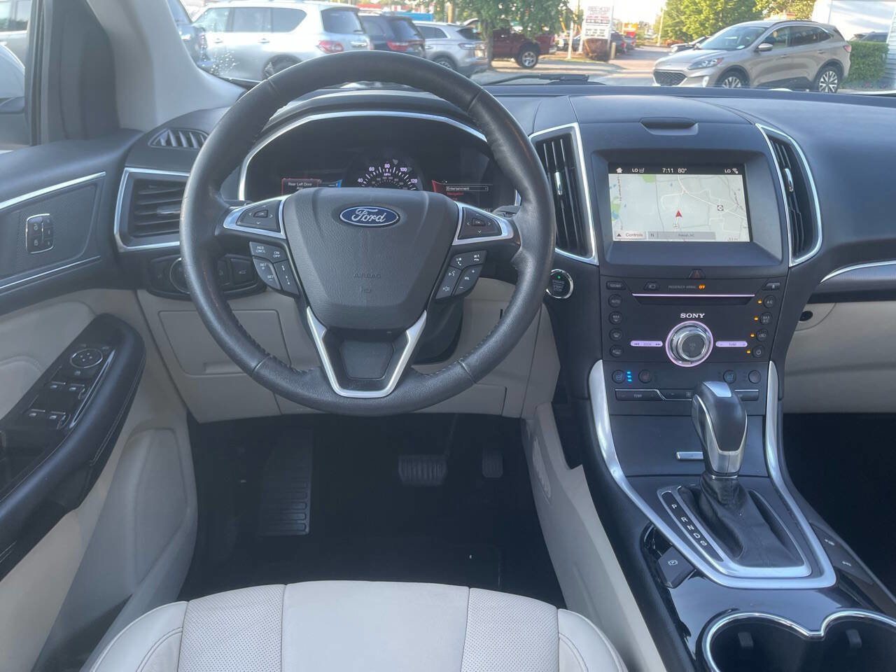 Used 2018 Ford Edge Titanium w/ Equipment Group 302A AWD/4WD image 22