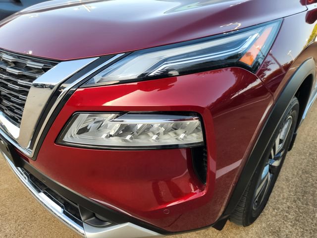 Used 2023 Nissan Rogue Platinum w/ Platinum Premium Package FWD image 7