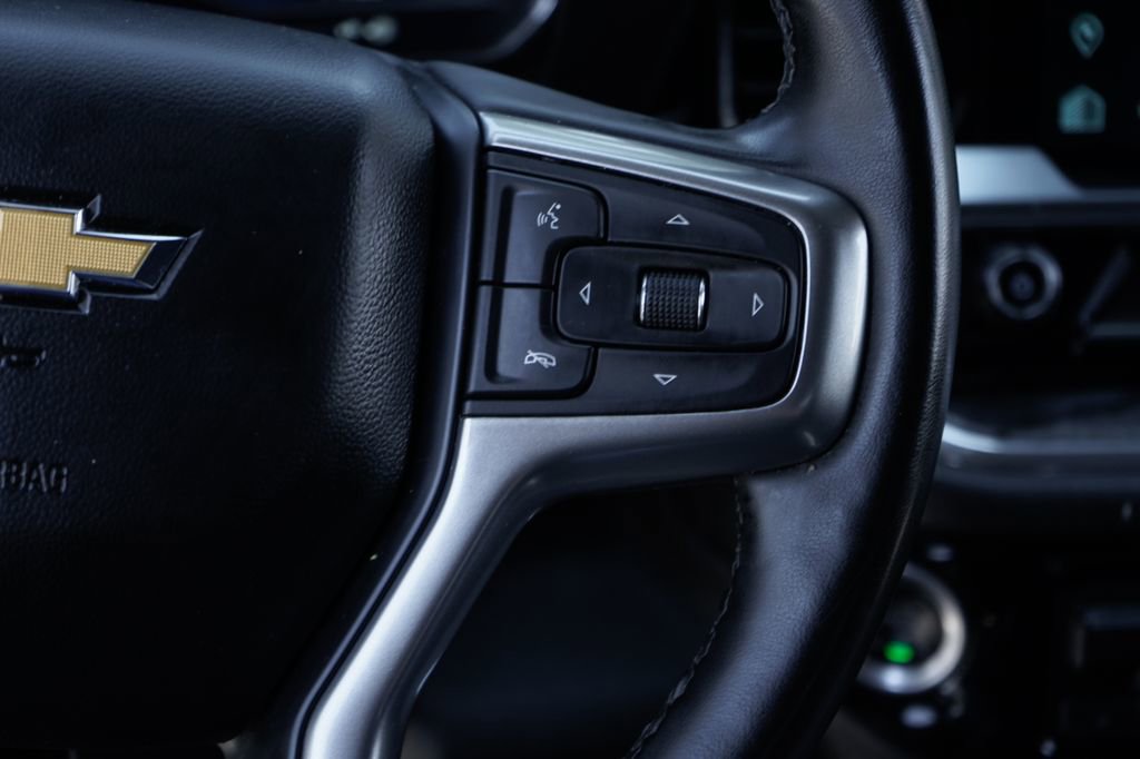 Used 2024 Chevrolet Silverado 3500 LTZ w/ LTZ Convenience Package AWD/4WD image 26