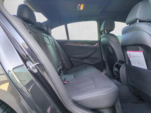 Used 2023 BMW 530e w/ Convenience Package image 20