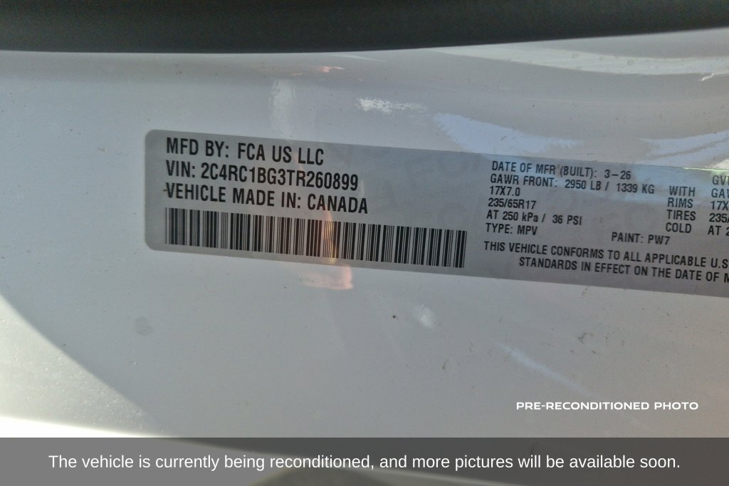 Used 2026 Chrysler Pacifica Select FWD image 19