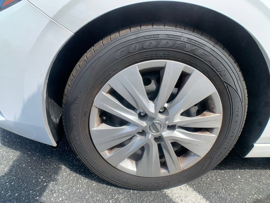 Used 2022 Nissan Sentra S FWD image 10