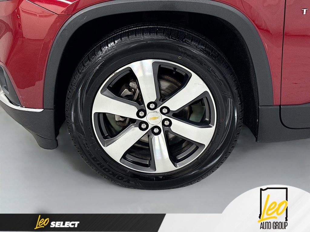 Used 2019 Chevrolet Traverse LT w/ LT Premium Package AWD/4WD image 37