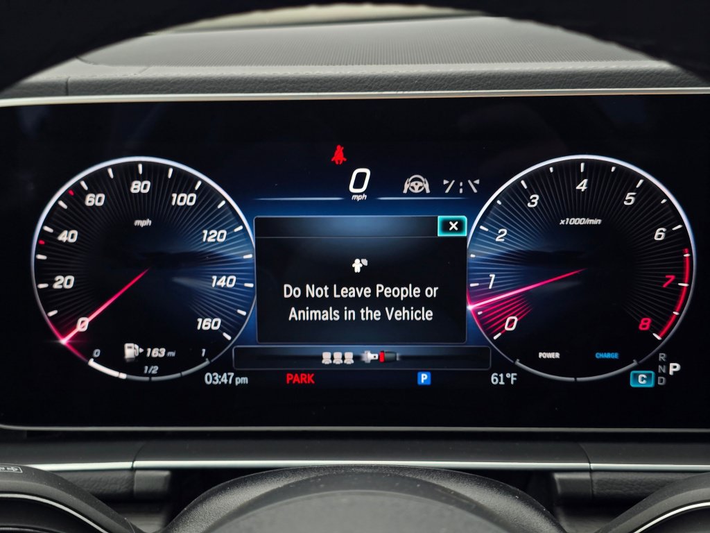 Used 2024 Mercedes-Benz GLE 350 4MATIC w/ Driver Assistance Package image 40