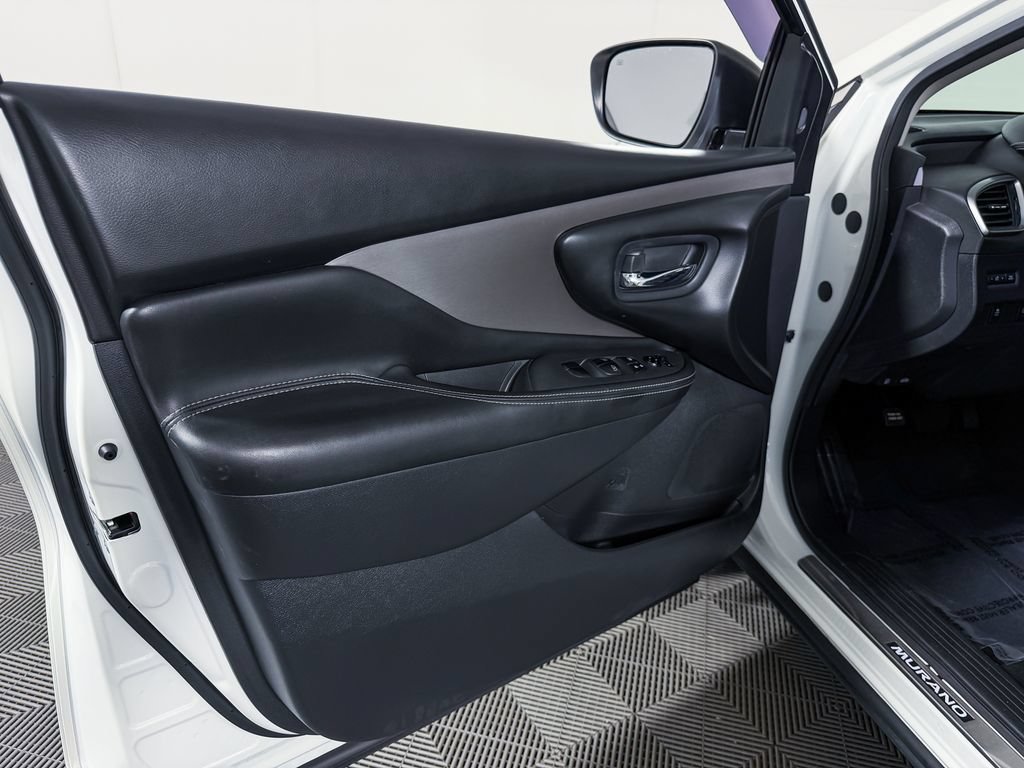 Certified 2022 Nissan Murano SV w/ SV Midnight Edition Package AWD/4WD image 42