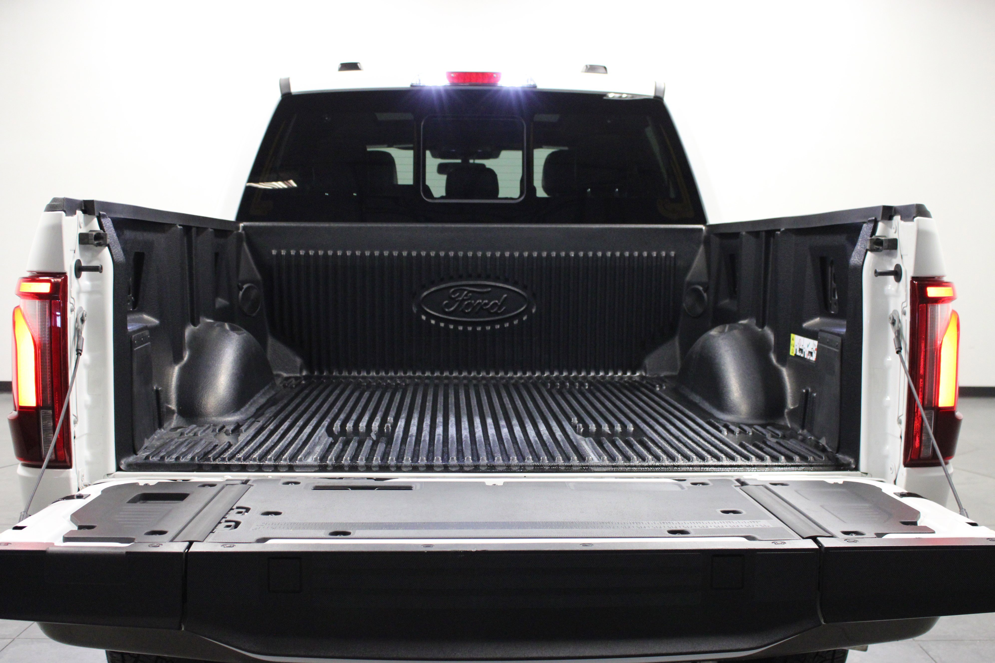 Used 2025 Ford F150 King Ranch w/ FX4 Off-Road Package image 15