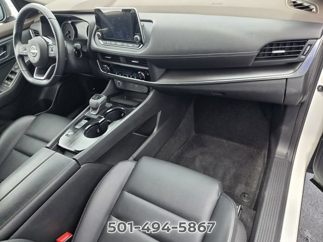 Used 2023 Nissan Rogue SV w/ SV Premium B Package FWD image 11