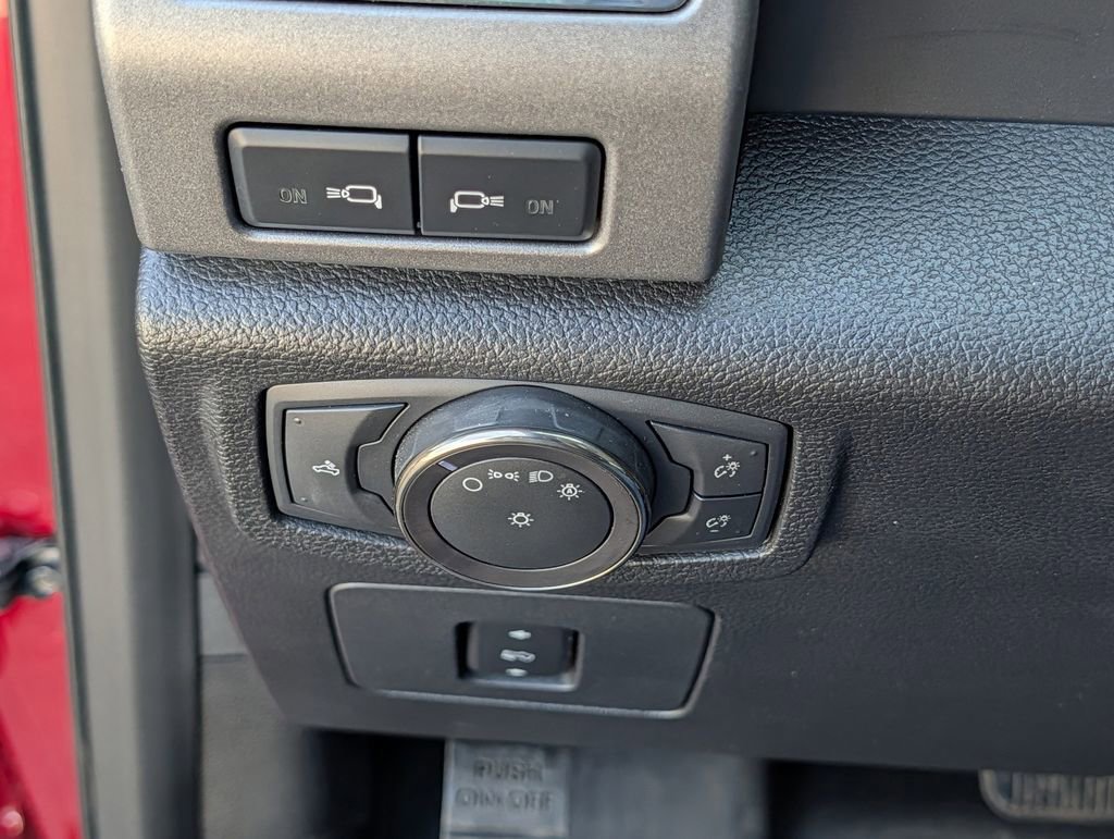 Used 2018 Ford F150 Raptor w/ Equipment Group 802A Luxury image 27