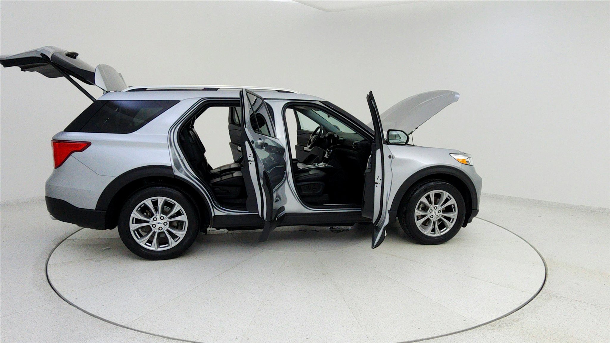 Used 2023 Ford Explorer Limited w/ Equipment Group 301A image 24