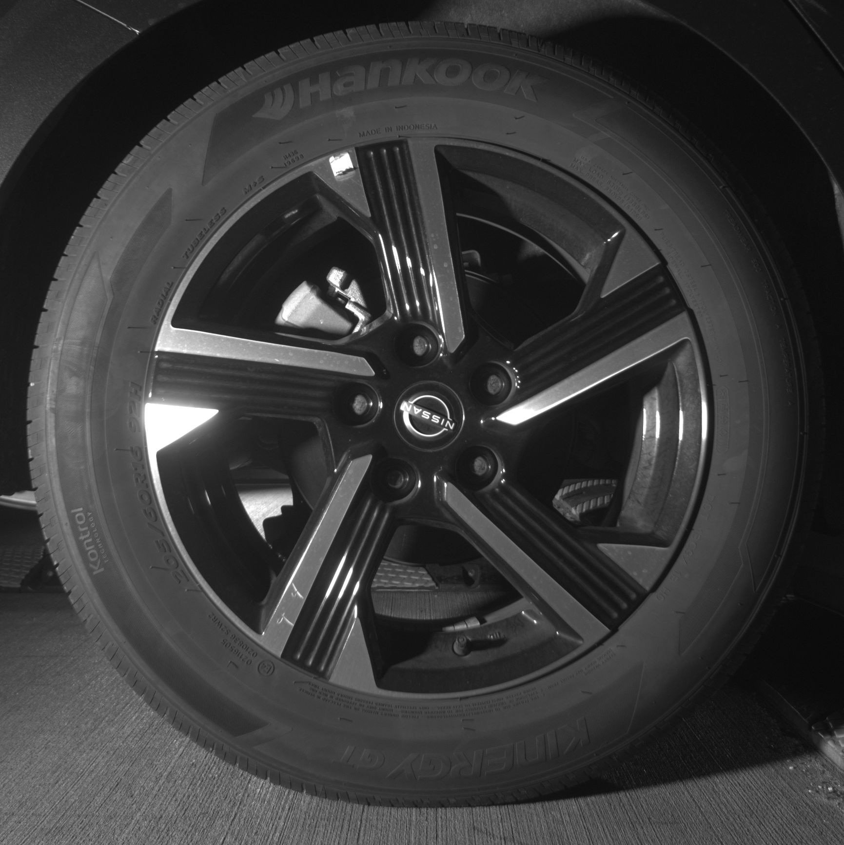 Used 2025 Nissan Sentra SV FWD image 12
