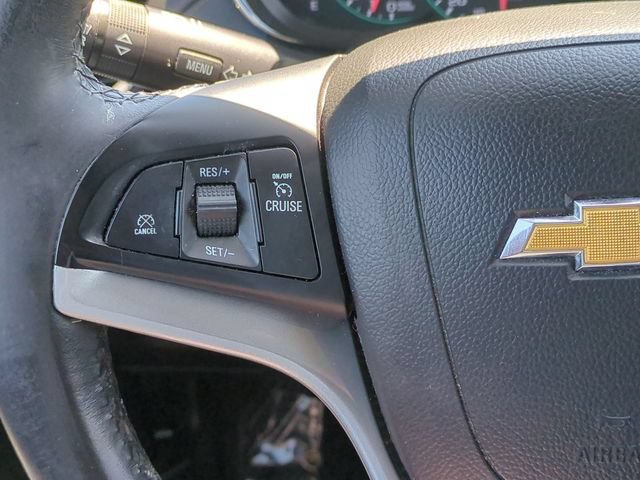 Used 2018 Chevrolet Trax LT w/ LT Convenience Package FWD image 12