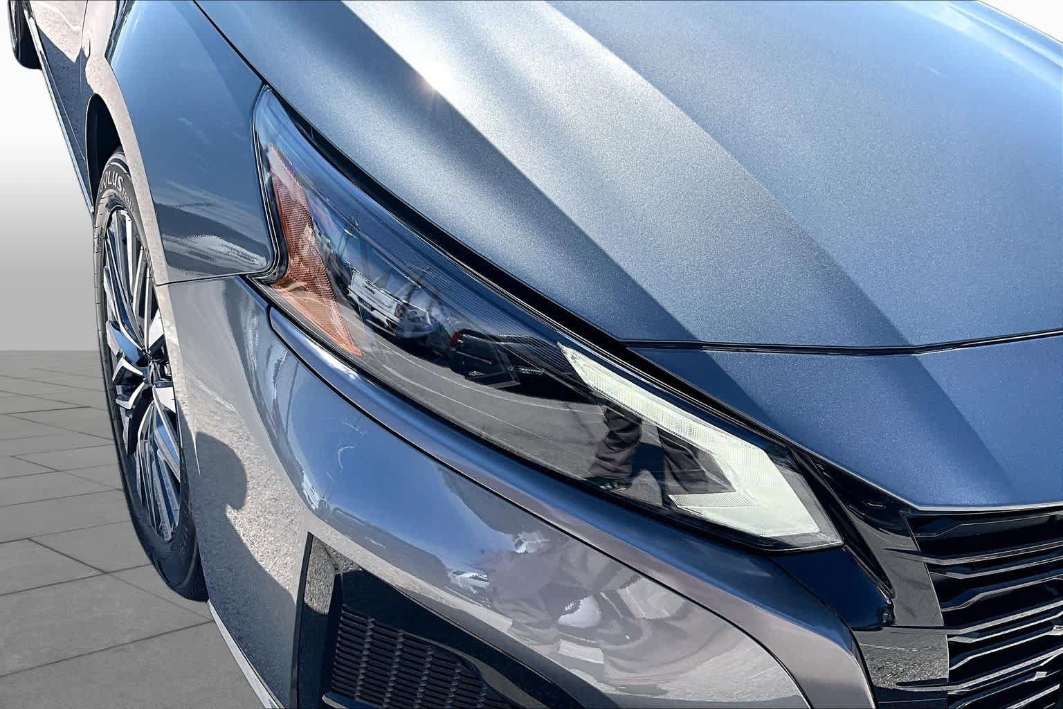 New 2026 Nissan Altima 2.5 SV FWD image 13