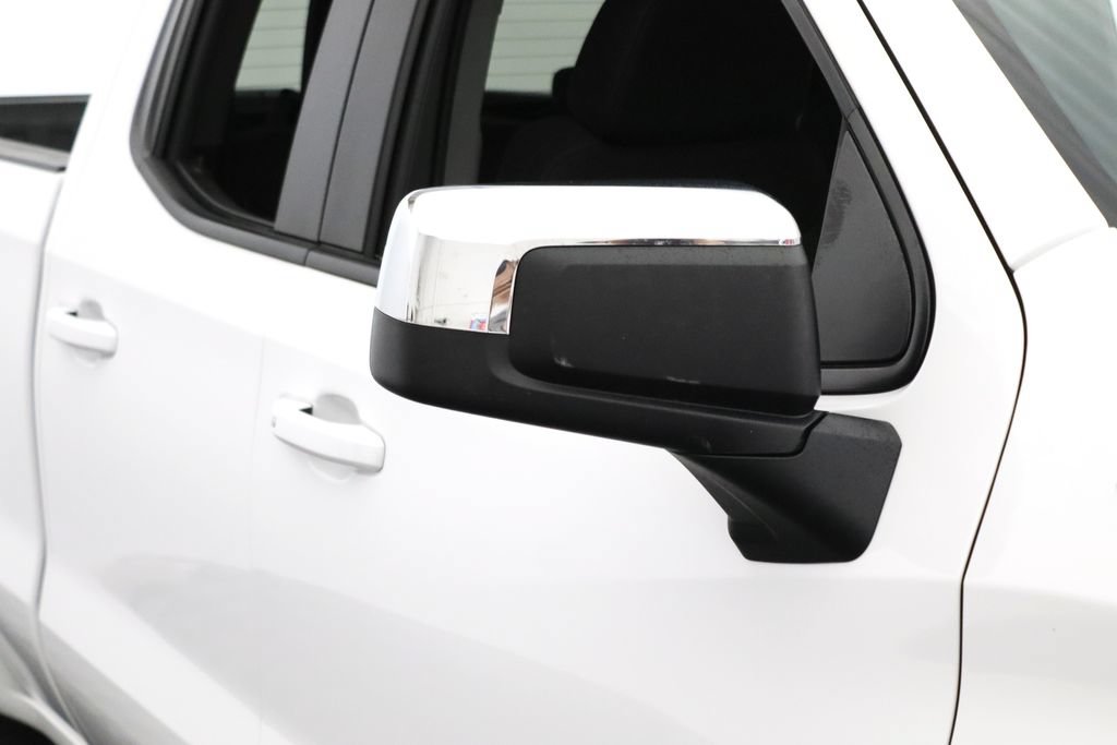 Used 2023 Chevrolet Silverado 1500 LT AWD/4WD image 8