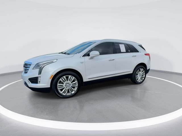 Used 2017 Cadillac XT5 Premium Luxury AWD/4WD image 4