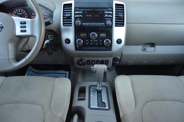 Used 2014 Nissan Frontier SV w/ SV Value Truck Package image 22