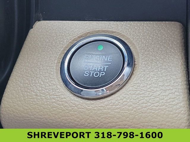 Used 2017 Ford F250 Lariat w/ Lariat Ultimate Package AWD/4WD image 17