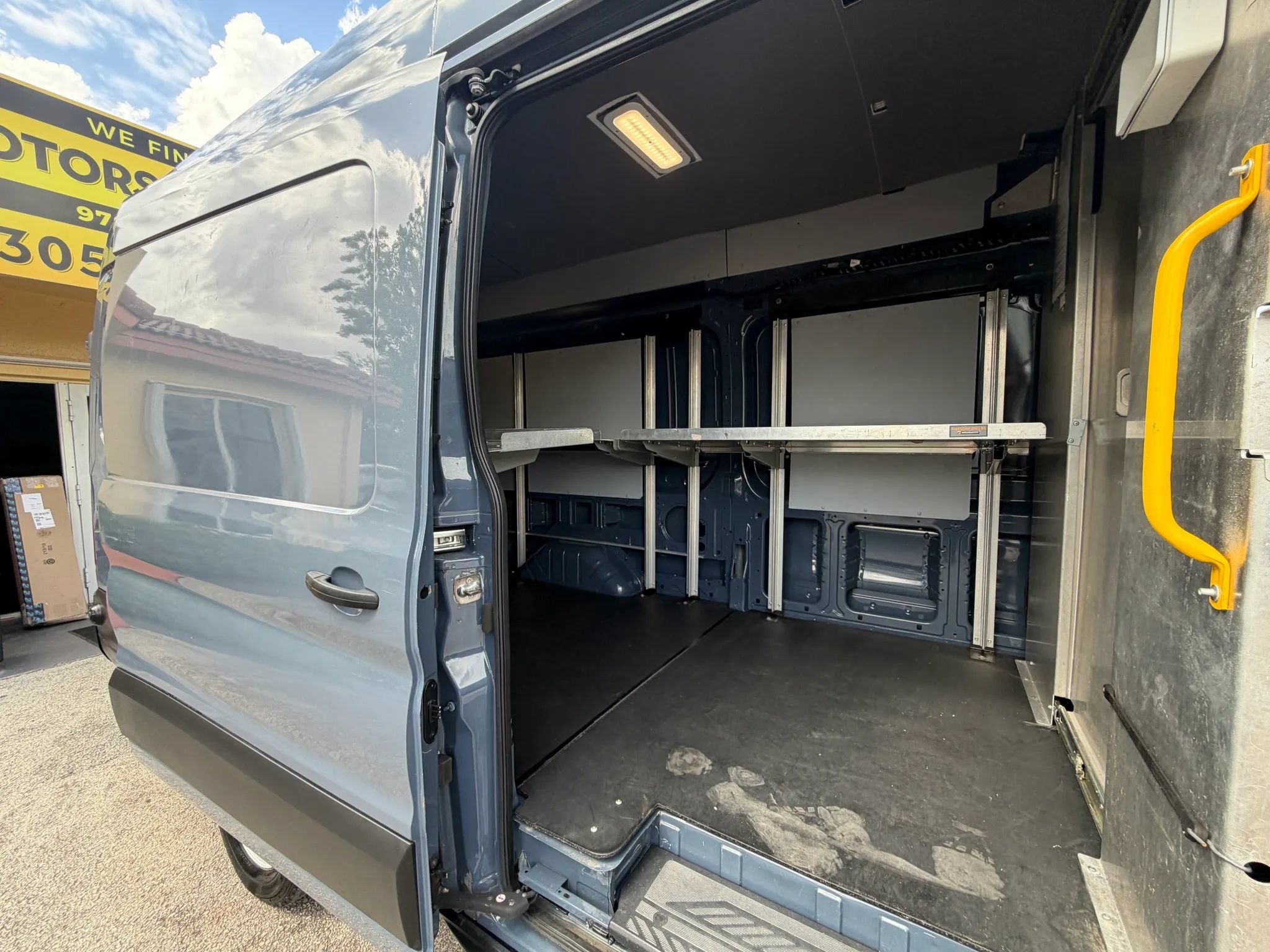Used 2020 Ford Transit 250 148 High Roof Extended RWD image 15