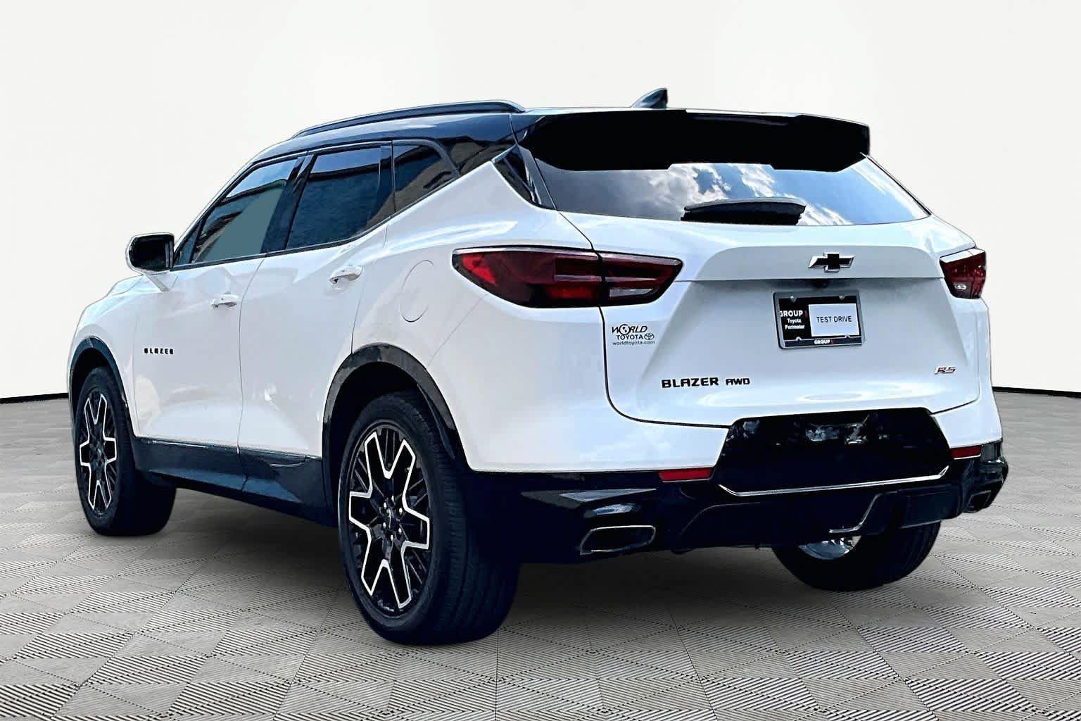 Used 2023 Chevrolet Blazer RS w/ Enhanced Convenience Package AWD/4WD image 12