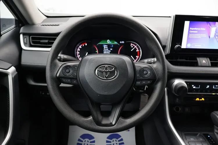 Used 2025 Toyota RAV4 LE FWD image 20