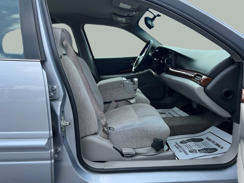 Used 2005 Buick Le Sabre Custom w/ Wheel And Sound Package FWD image 37