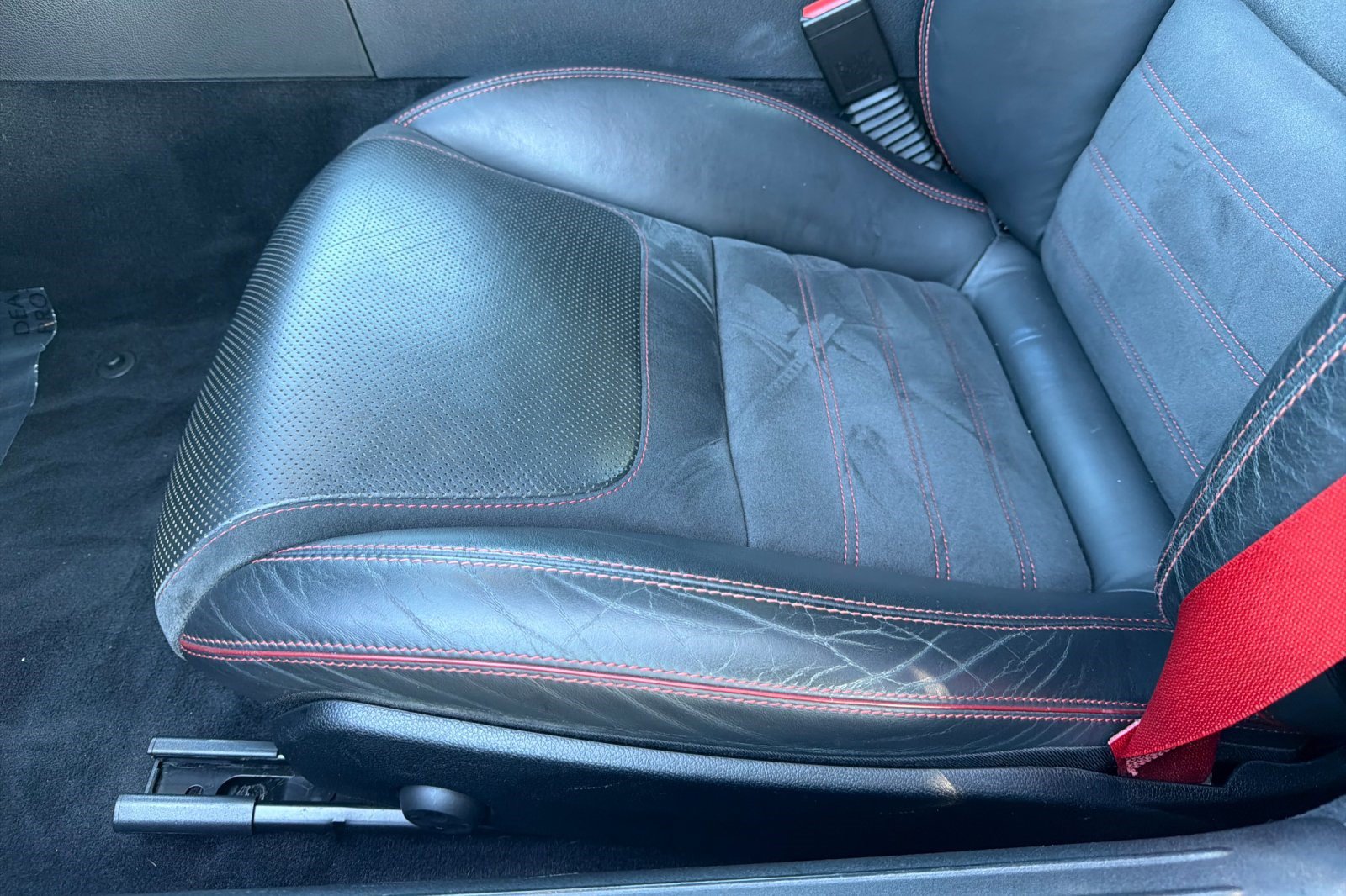 Used 2017 Mercedes-Benz SLC 43 AMG image 15
