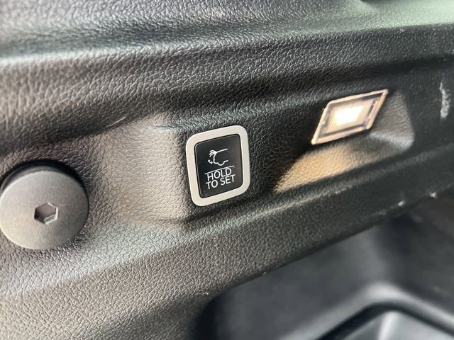 Used 2022 Jeep Grand Cherokee L Limited image 21