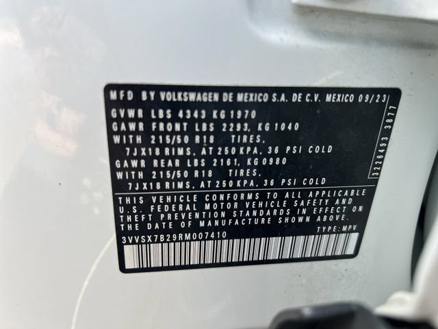 Used 2024 Volkswagen Taos SE FWD image 28