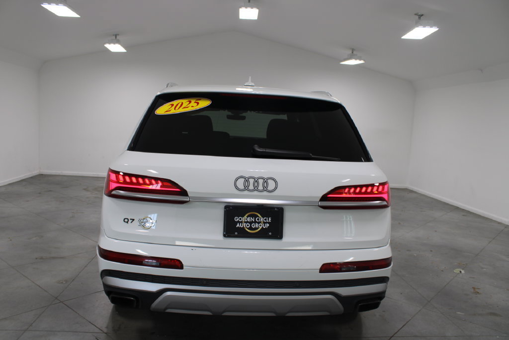 Used 2025 Audi Q7 3.0T Premium Plus AWD/4WD image 8