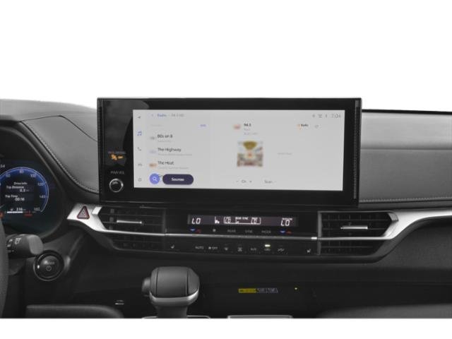 New 2026 Toyota Sienna XLE Woodland Edition AWD/4WD image 12