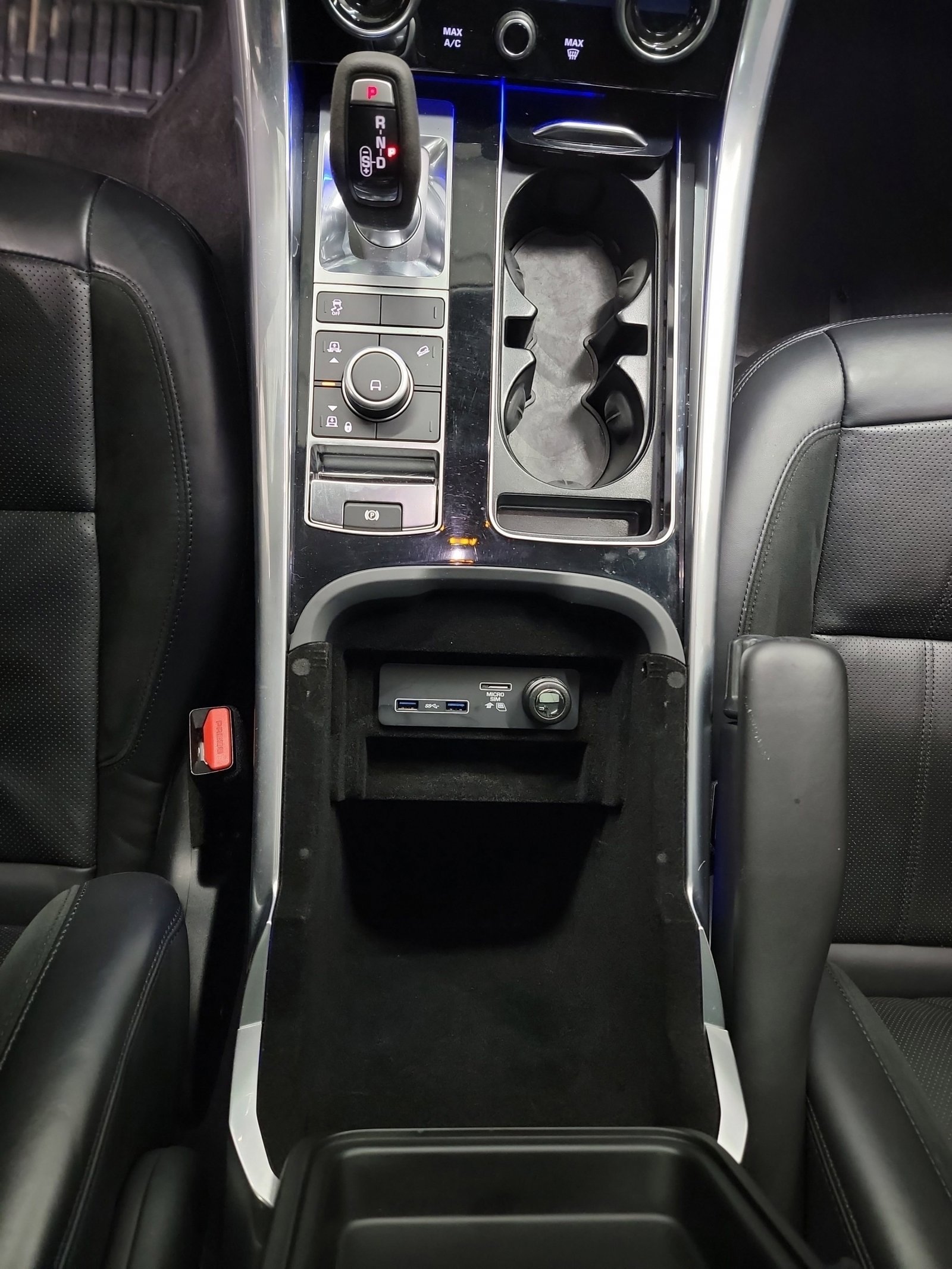 Used 2021 Land Rover Range Rover Sport HST image 29