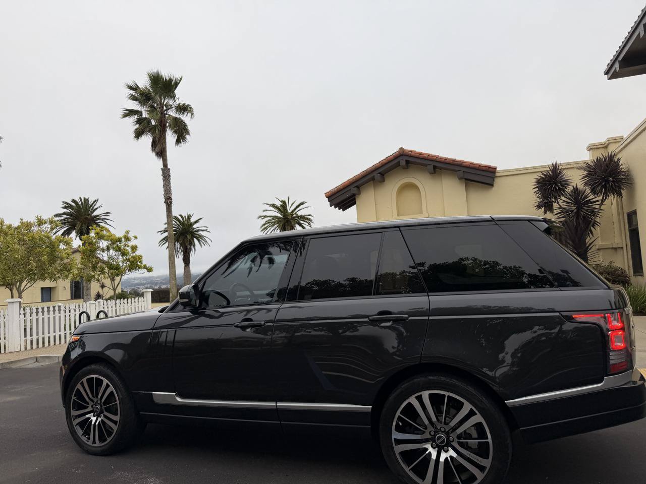 Used 2014 Land Rover Range Rover Supercharged AWD/4WD image 12