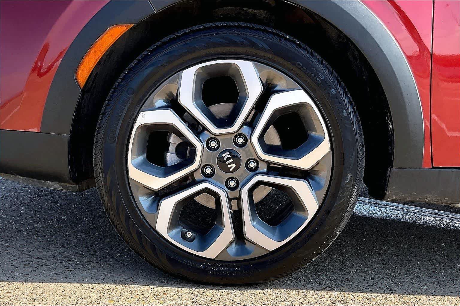 Certified 2021 Kia Soul X-Line FWD image 8
