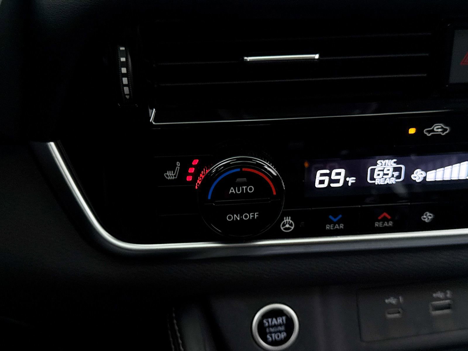 Used 2023 Nissan Rogue Platinum w/ Platinum Premium Package image 25