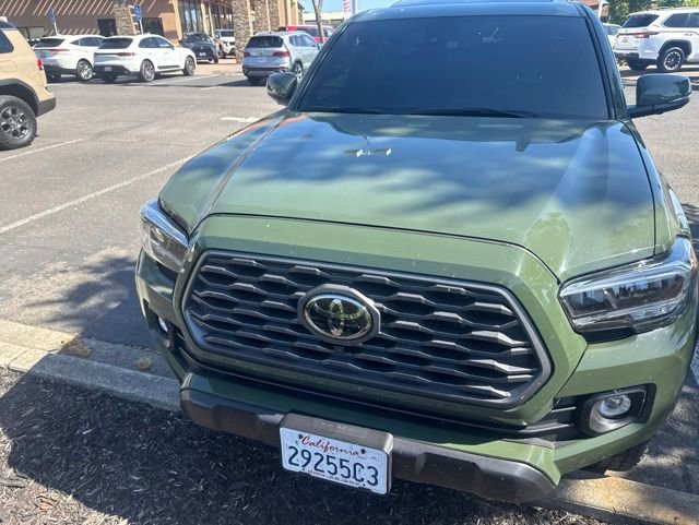 Certified 2021 Toyota Tacoma TRD Off-Road w/ TRD Premium Off Road Package AWD/4WD image 25