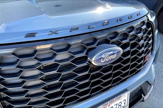 Used 2025 Ford Explorer ST w/ Sun And Sound Package image 30