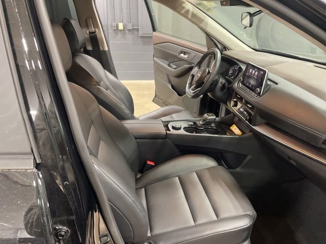 Certified 2023 Nissan Rogue SV w/ SV Premium B Package image 32