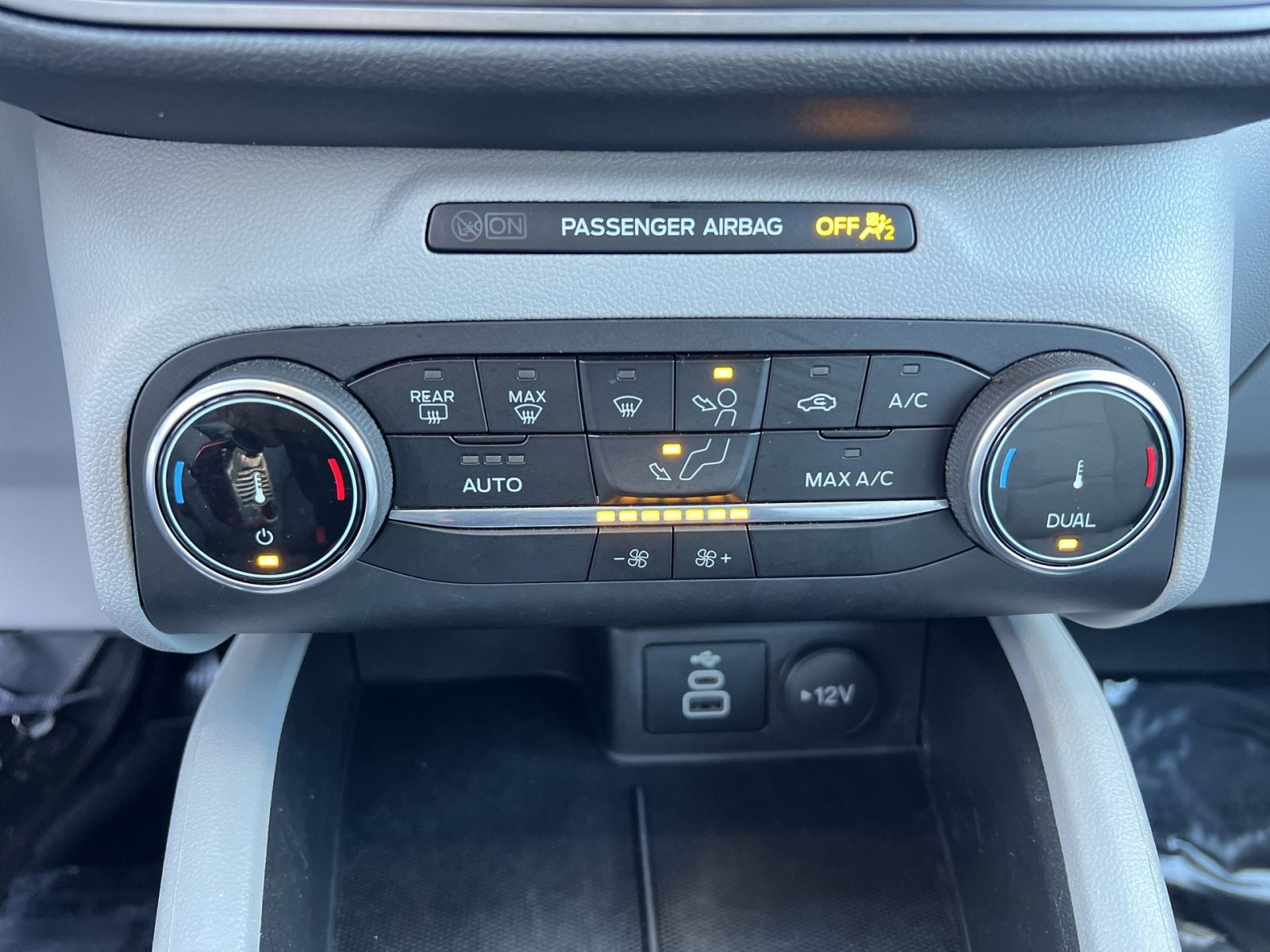 Used 2024 Ford Escape Active image 20