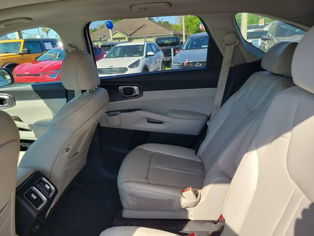 Used 2021 Kia Sorento EX FWD image 31